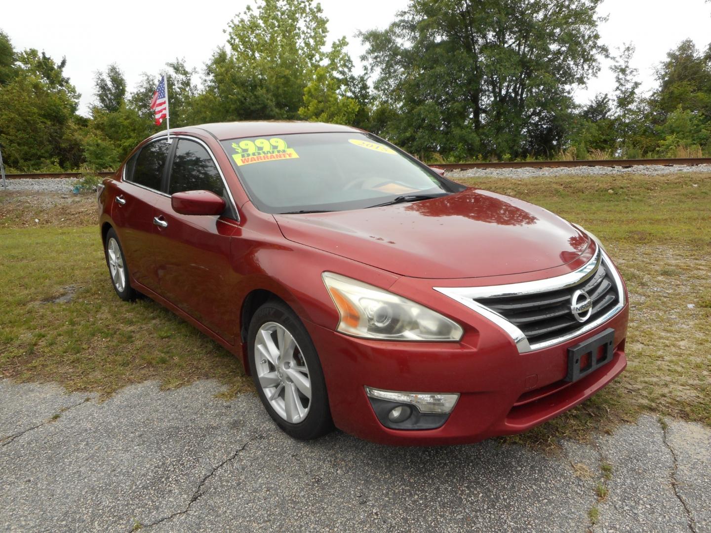 2015 Red Nissan Altima 2.5 S (1N4AL3AP0FC) with an 2.5L L4 DOHC 16V engine, Continuously Variable Transmission transmission, located at 2553 Airline Blvd, Portsmouth, VA, 23701, (757) 488-8331, 36.813889, -76.357597 - ***VEHICLE TERMS*** Down Payment: $999 Weekly Payment: $100 APR: 23.9% Repayment Terms: 42 Months *** CALL ELIZABETH SMITH - DIRECTOR OF MARKETING @ 757-488-8331 TO SCHEDULE YOUR APPOINTMENT TODAY AND GET PRE-APPROVED RIGHT OVER THE PHONE*** - Photo#3